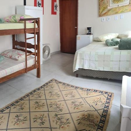 Rio Guesthouse - Um Quarteirao Da Praia De Copacabana Rio de Janeiro Esterno foto