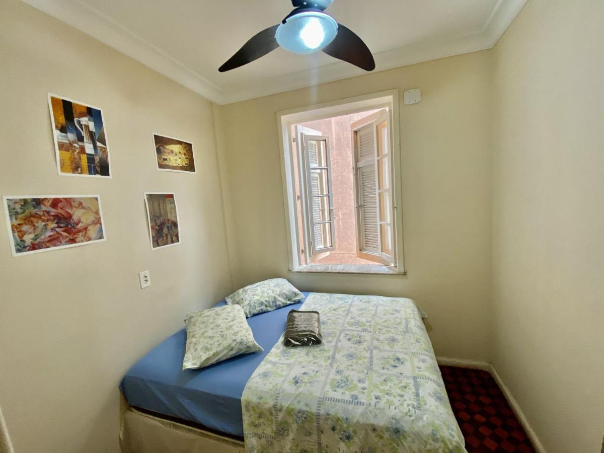 Rio Guesthouse - Um Quarteirao Da Praia De Copacabana Rio de Janeiro Esterno foto