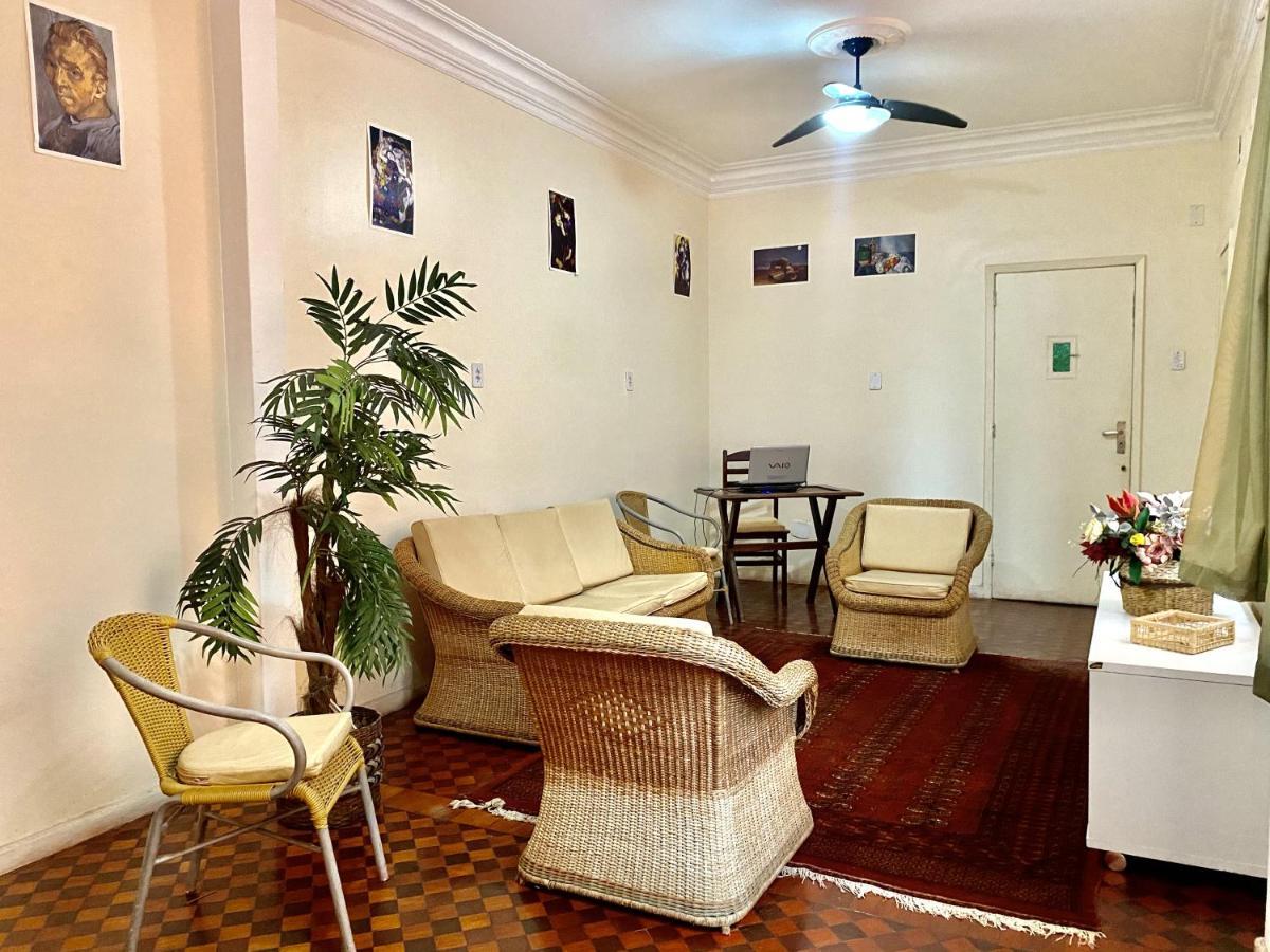 Rio Guesthouse - Um Quarteirao Da Praia De Copacabana Rio de Janeiro Esterno foto