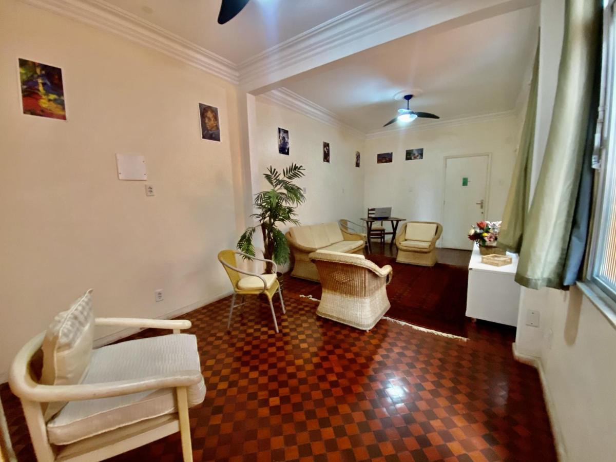 Rio Guesthouse - Um Quarteirao Da Praia De Copacabana Rio de Janeiro Esterno foto