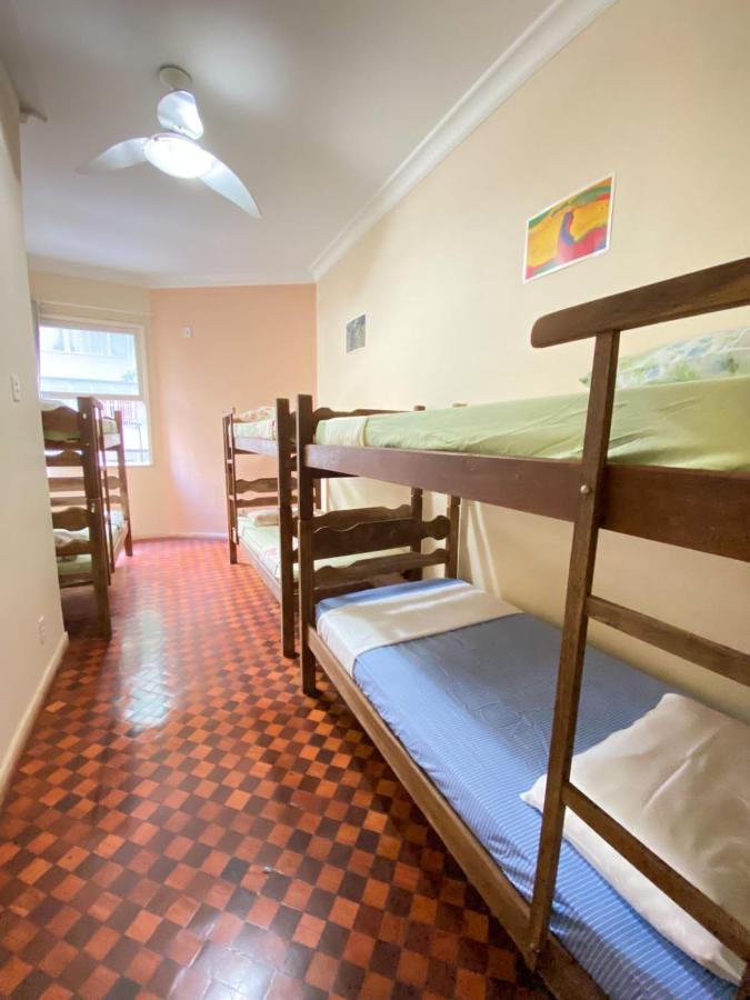 Rio Guesthouse - Um Quarteirao Da Praia De Copacabana Rio de Janeiro Esterno foto