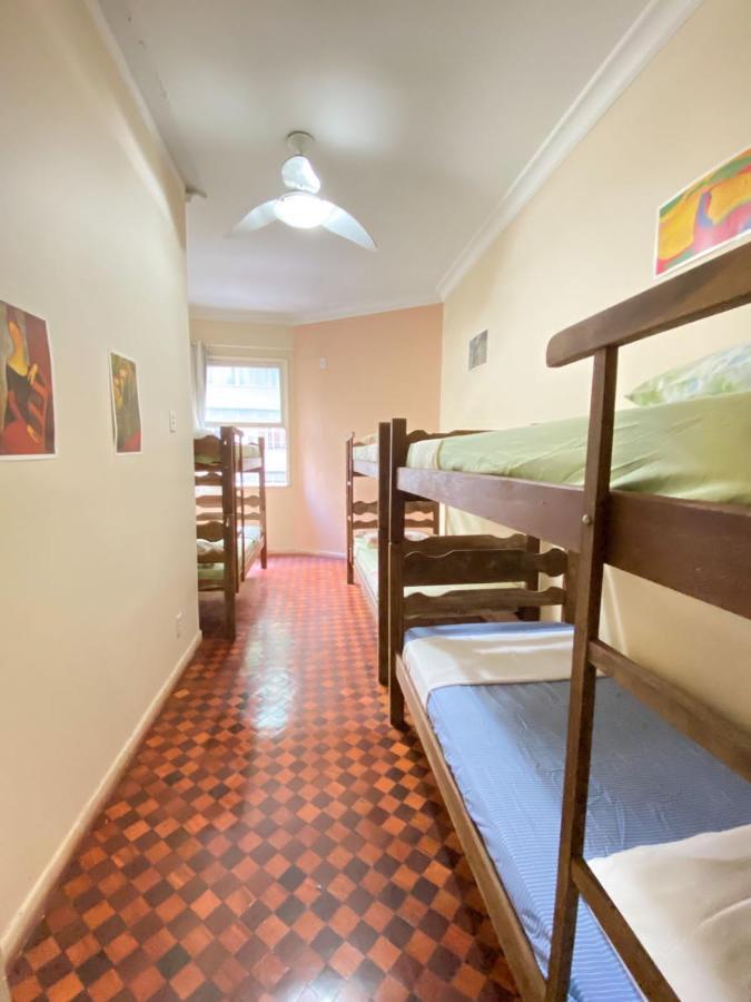 Rio Guesthouse - Um Quarteirao Da Praia De Copacabana Rio de Janeiro Esterno foto