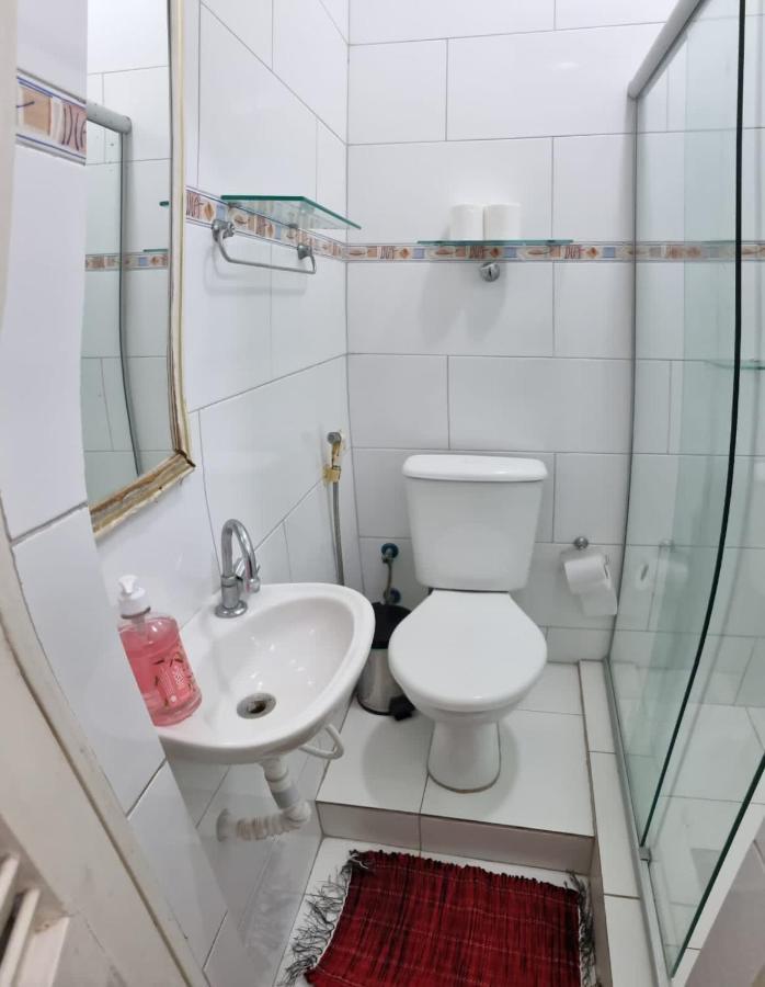 Rio Guesthouse - Um Quarteirao Da Praia De Copacabana Rio de Janeiro Esterno foto